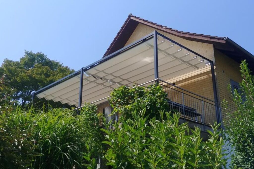 Mood Gazebo von Unosider – hochwertige Design-Gazebo-Lösung für eleganten Sonnen- und Wetterschutz im Außenbereich